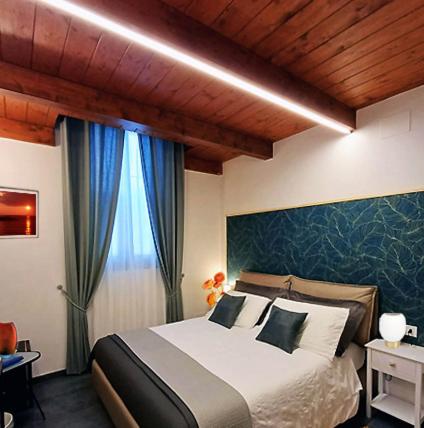 Casa Raffaela Room Type - Double Room with Private Bathroom