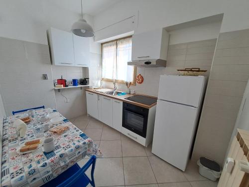Torre Spaccata Apartment for 6 with parking, Roma (foto 6)