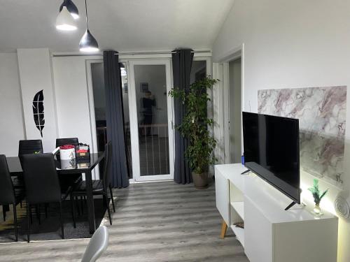 Luxe home, Skopje (photo 3)