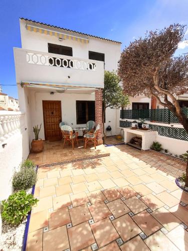 House with swimming pool next to the beach gîte à louer Ribera de Cabanes