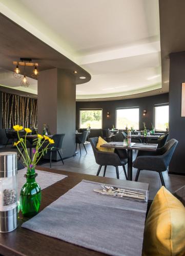 餐廳, 水晶大酒店 (Berghotel Kristall) in 伊達爾-奧伯施泰因