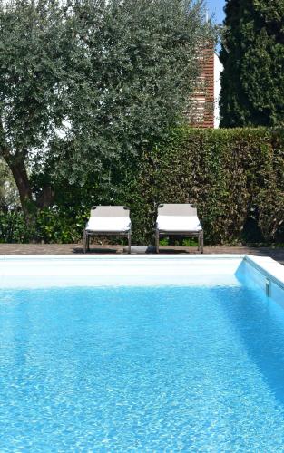 Poggio Al Lago Apartments & Rooms - Accommodation - Sirmione