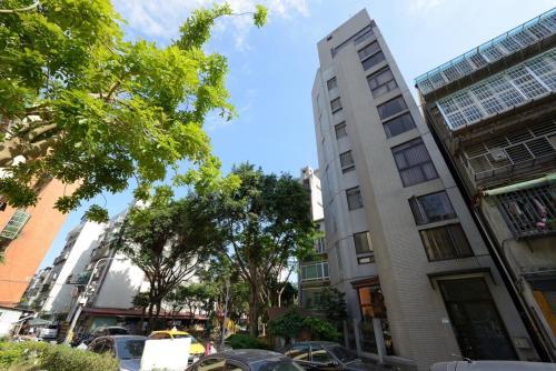 Two-Bedroom Apartment image 1
