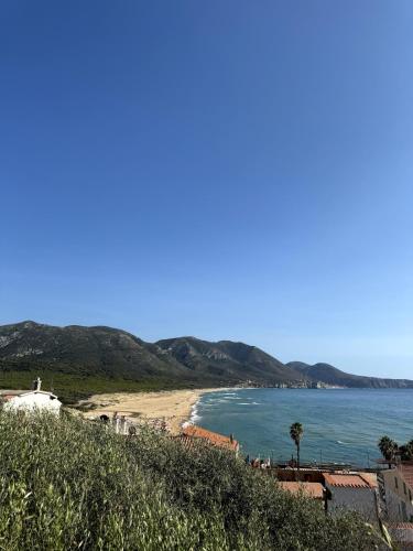 Quiet just a few steps from the sea