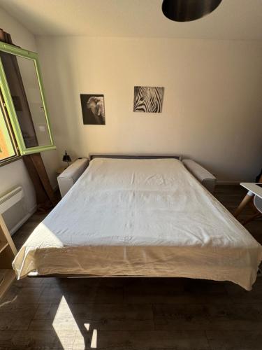 charmand studio en residence avec piscine