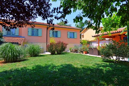 حديقة, Villa Steffani in Kapelica