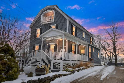 Accommodation in New Hampshire