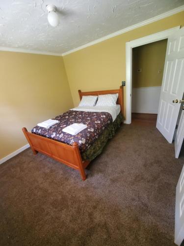 Spacious ranch home near Stone Mountain Spacious ranch home near Stone Mountain