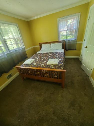 Spacious ranch home near Stone Mountain Spacious ranch home near Stone Mountain