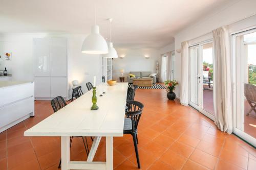 ทัศนียภาพภายนอกโรงแรม, Villa Atlantico In Carvoeiro in ซาลิโกส