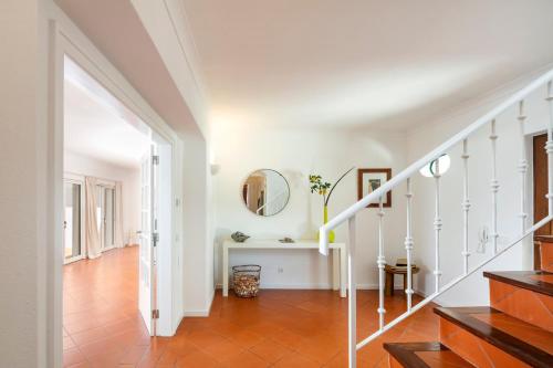 ทัศนียภาพภายนอกโรงแรม, Villa Atlantico In Carvoeiro in ซาลิโกส