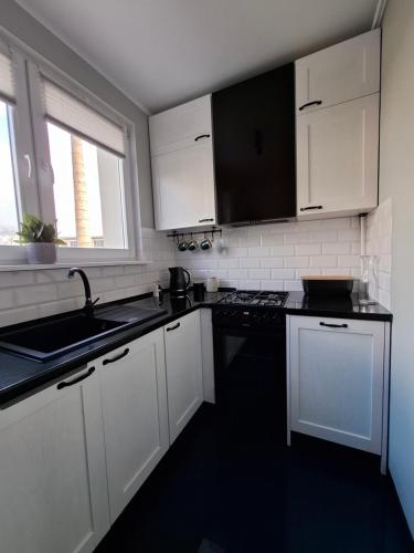 кухня, Apartament Spokojny Nad Jeziorem in Штум