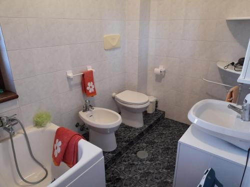 Fürdőszoba, Il Fossatello in Scandriglia