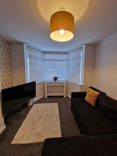 Cosy 3 Bed House Excellent Location NEC BHX HS2 Cosy 3 Bed House Excellent Location NEC BHX HS2