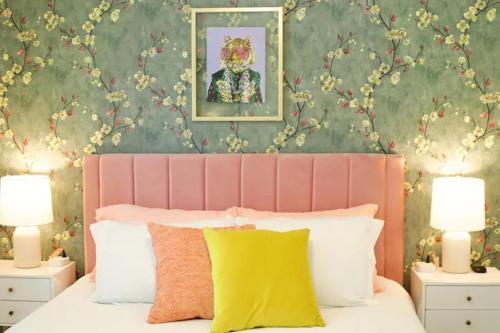 IG-worthy private pool near the Domain IG-worthy private pool near the Domain