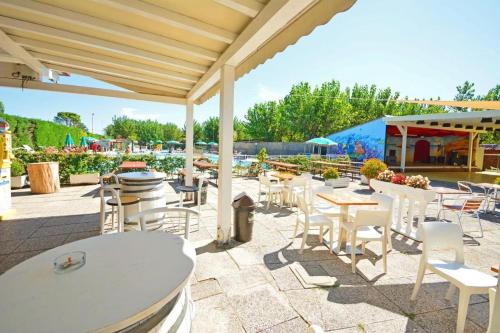 Krogs/atpūtas telpa, Mobile Home Emma in Lido di Dante