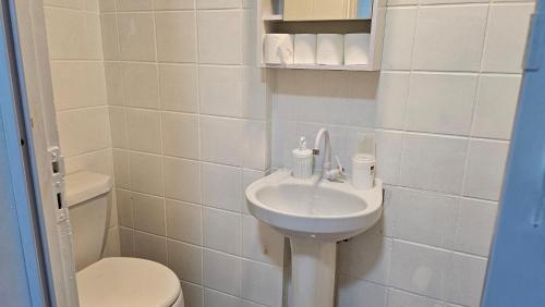 Ap qt sl amplo 250m praia, suite 2wcs 2 varandas 57m2