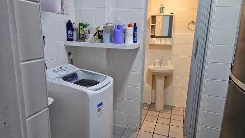 Ap qt sl amplo 250m praia, suite 2wcs 2 varandas 57m2