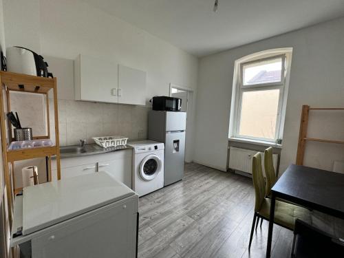 New flat for 7 Special price per month 4 Rooms - Pölzig
