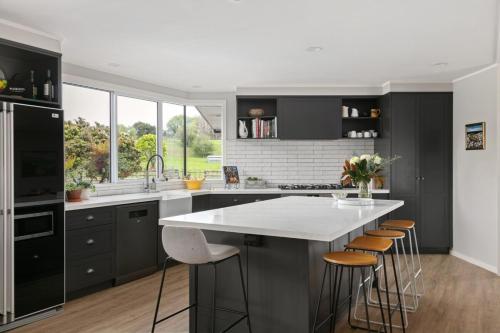 NEW - Farm House Near Town!, Gisborne (foto 4)