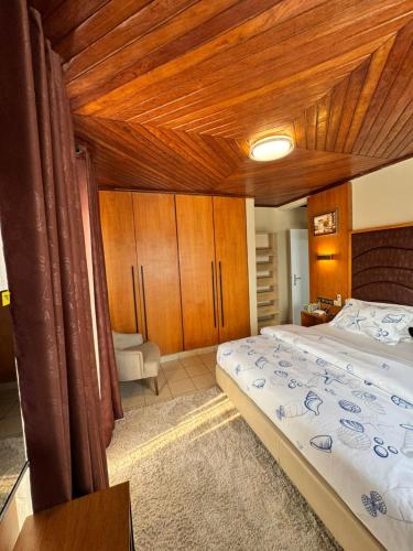 Rosty Guess House Rosty Guess House