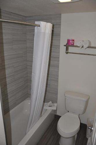 Motel 6 on Maple – Hesperia, CA