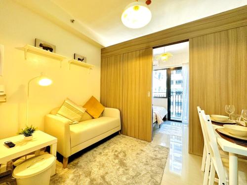FT1161 House, Manila