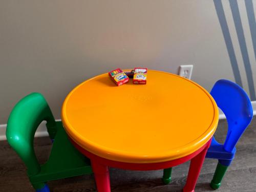 Decatur Chic Family Home with Pool Table Decatur Chic Family Home with Pool Table