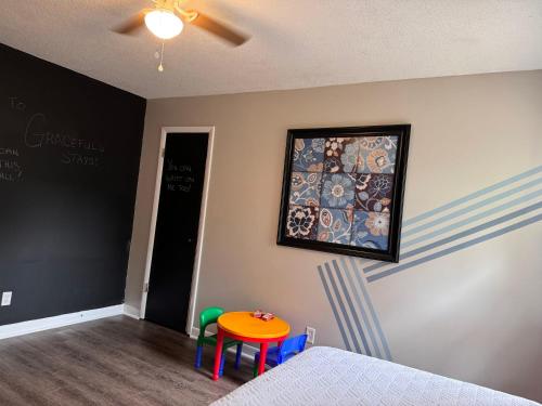 Decatur Chic Family Home with Pool Table Decatur Chic Family Home with Pool Table