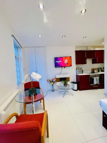 Smithfield St Paul Farringdon Central London Apartment, Лондон