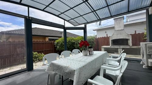 My castle house Manukau City 20 mins to Auckland Airport near Auckland Botanikus Kert