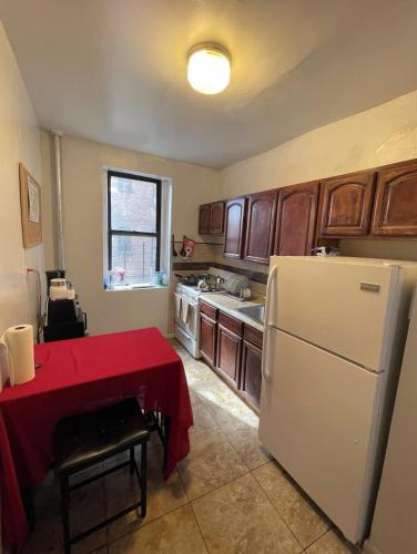 2-Bedroom Apartment in the Bronx and Pet Friendly - 전망