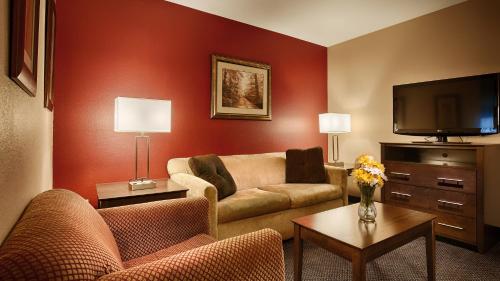 Best Western Plus Brandywine Inn & Suites