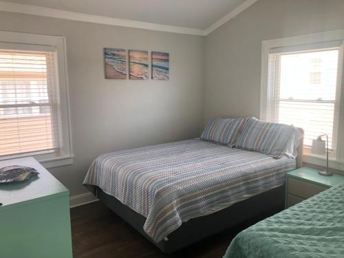 Ocean View, Heated Pool, 2 Master Bedrooms - 2nd Floor Sleeps 7, Holden Beach (Foto 5)