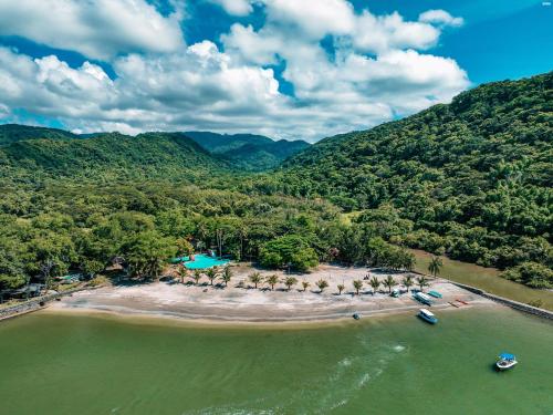 The Dome Hotel - Caylabne Bay