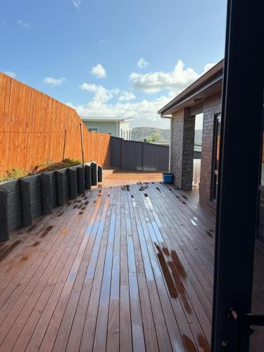 Balkons/terase, Luxury and Nature View Stay in Helensville
