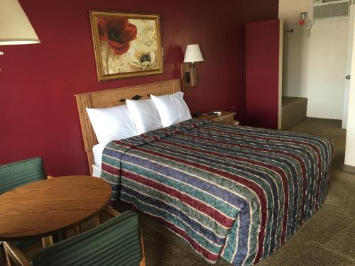 The Monticello Inn