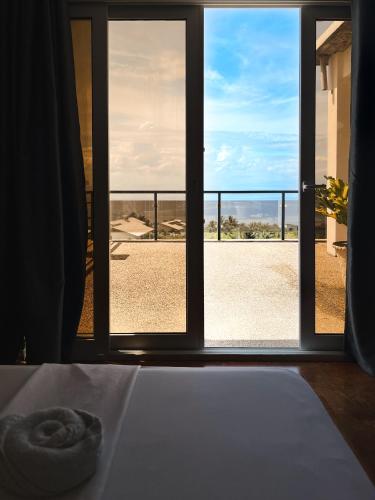 Vistas, Seaview Mansion Deluxe Apartment 9 in Dalaguete