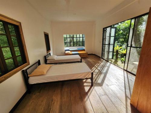 Forest Hideaway, Off-grid, Taguan Sa Tibanglan, Kalayaan (Foto 4)