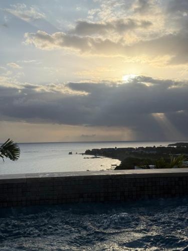 plage, White Sky Beach Villas in Whitehouse