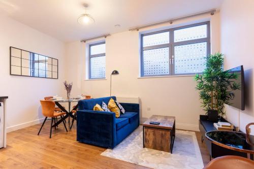 Glovers Retreat in Redhill West