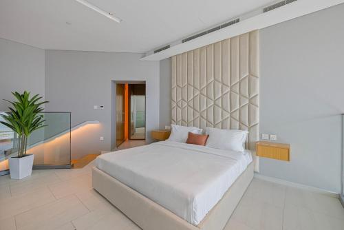 Elegant 1BR Sky Villa High-Rise Luxury Stay, Dubai (foto 2)