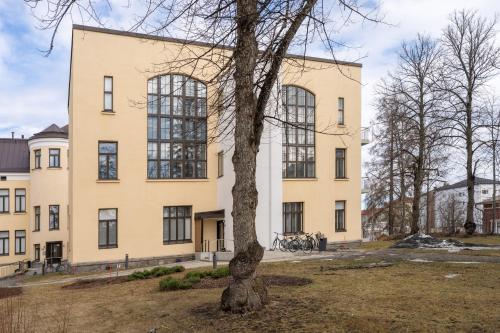 外部景觀, Stunning Loft with Water View & Free Garage Parking in 庫奧皮奧