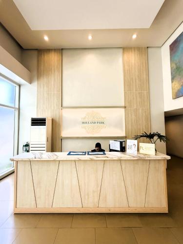 JFam Suites - Studio and 1Bedroom Units! - 숙소 외관