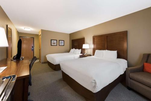 Comfort Inn East Wichita - image 11