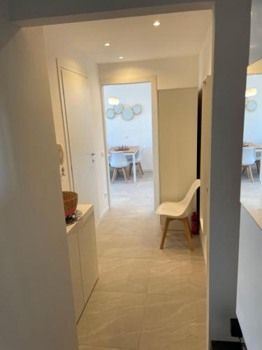 Renovated 2 bedroom apartment in Navigli with a view!