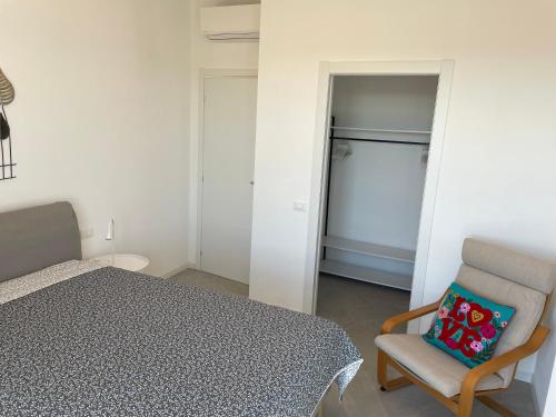 Renovated 2 bedroom apartment in Navigli with a view!