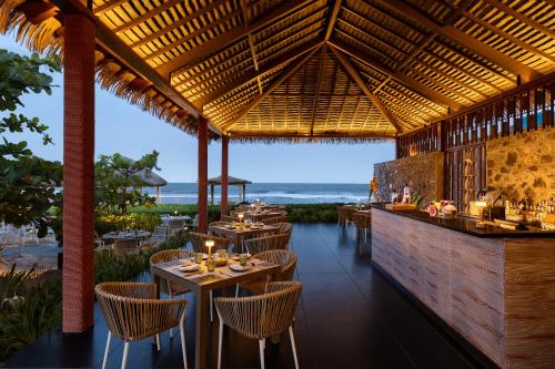 Restaurant, Sheraton Grand Chennai Resort & Spa in Mamallapuram