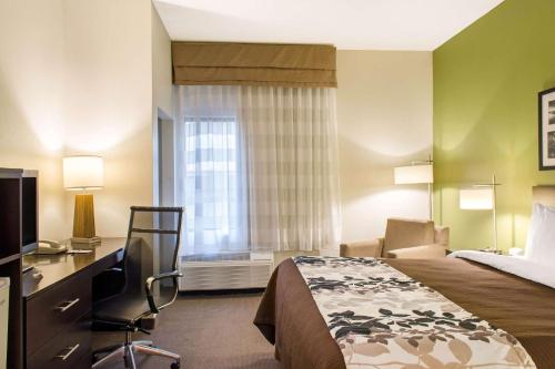 Sleep Inn & Suites Metairie - image 9