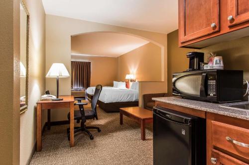 Quality Suites New Iberia in New Iberia, USA